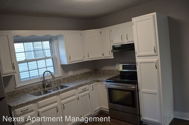 Foto del edificio - 2 br, 1 bath House - 2009 Chicago Ave