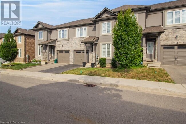 Building Photo - 120 Vineberg Dr