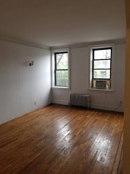 Foto del edificio - 47-41 41st St