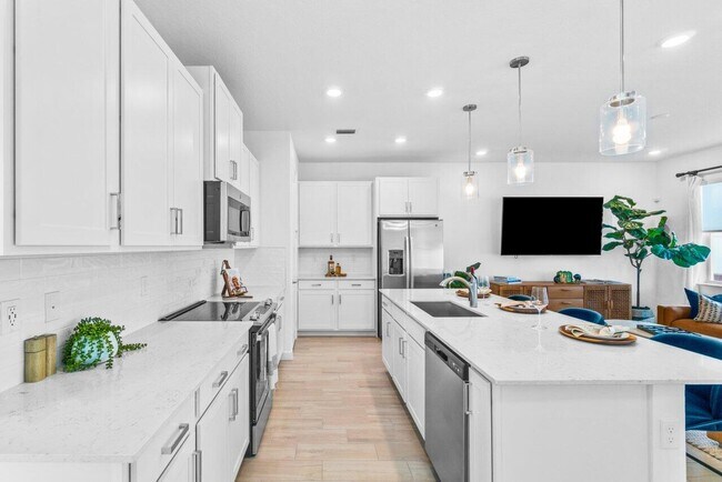 Building Photo - 22851 Hillgard Ave