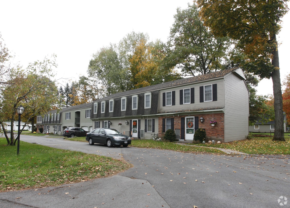 Primary Photo - Miller Townhomes