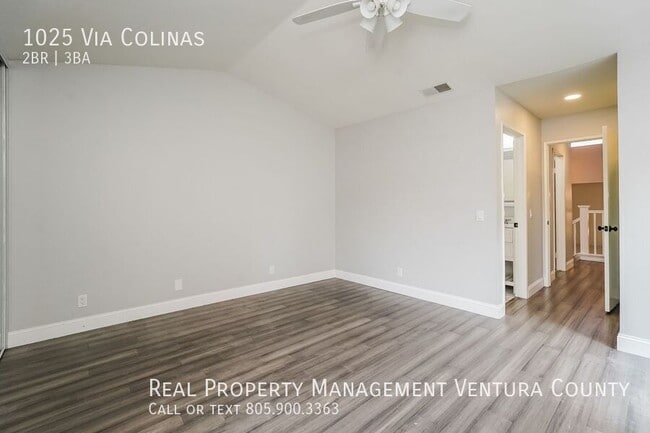 Building Photo - 1025 Via Colinas