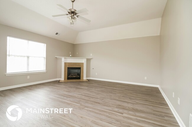 Foto del edificio - 3182 Pinetree Loop S