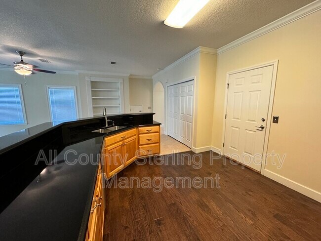 Building Photo - 6302 NW 109th Pl
