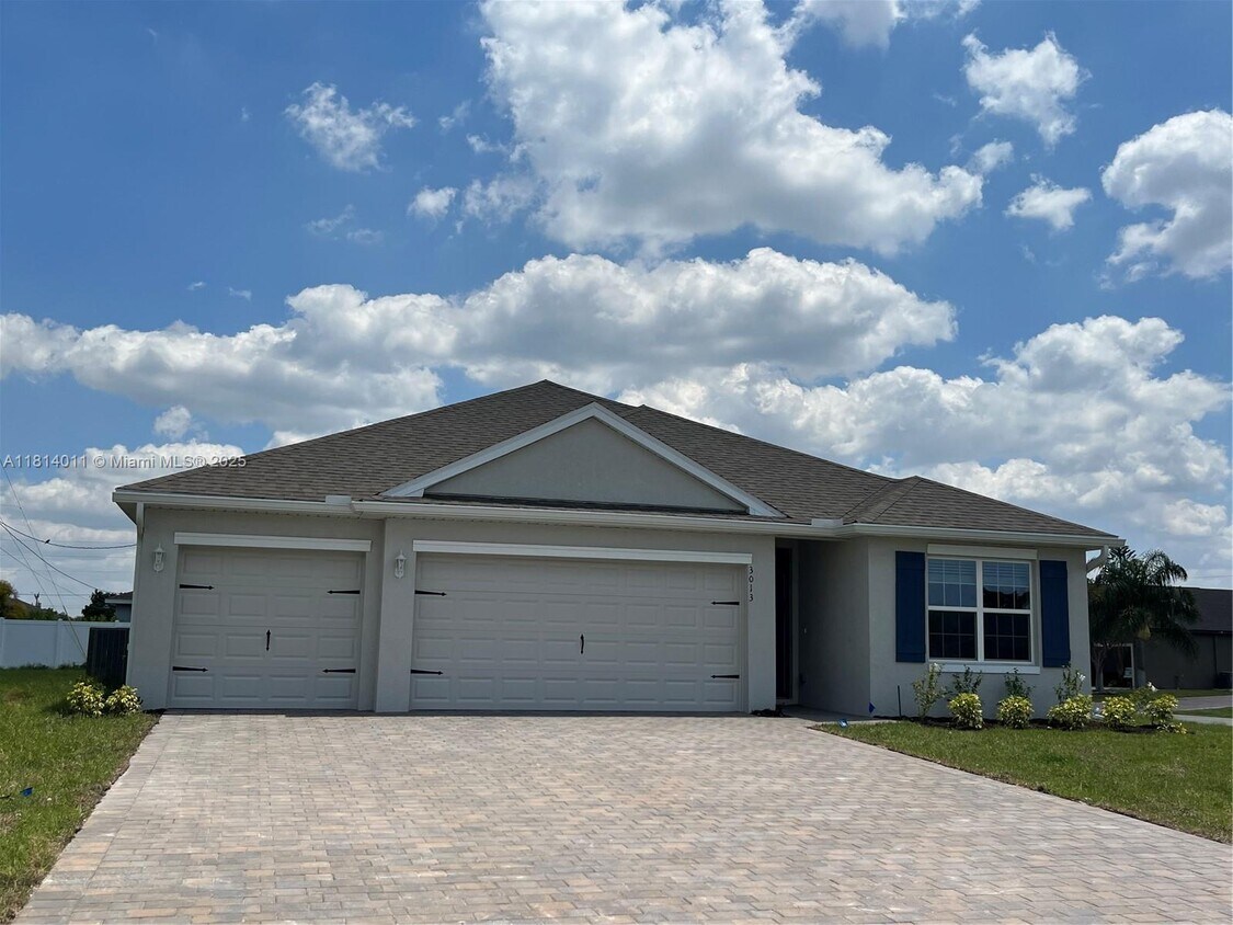 Foto principal - 3013 SW 1st Pl