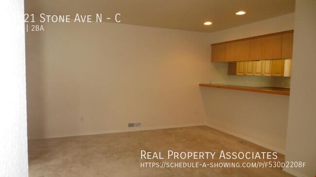 Foto del edificio - 8821 Stone Ave N