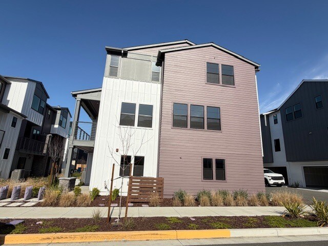 Foto del edificio - 1436 Waterside Ln