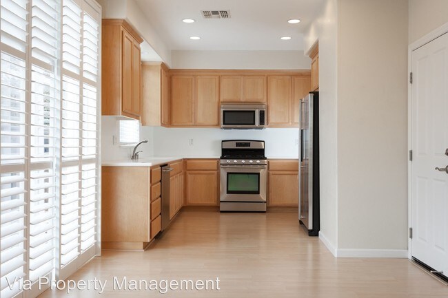 Building Photo - 1305 Tapestry Ln