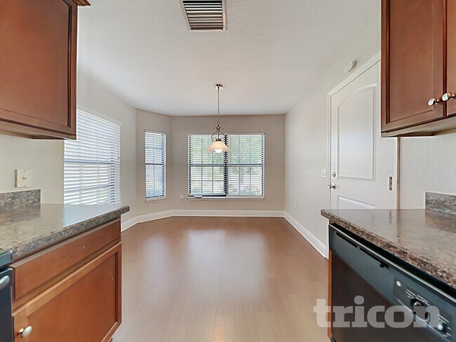 Foto del edificio - 10736 Standing Stone Dr