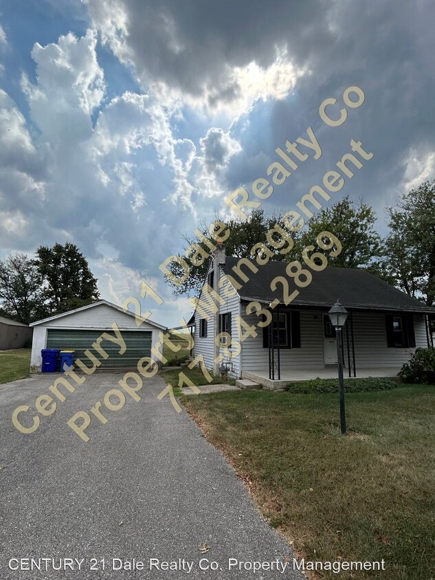 Foto principal - 3 br, 1 bath House - 4840 Harmony Grove Rd