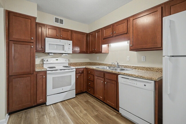 Birchway - Boulder Creek Apartments