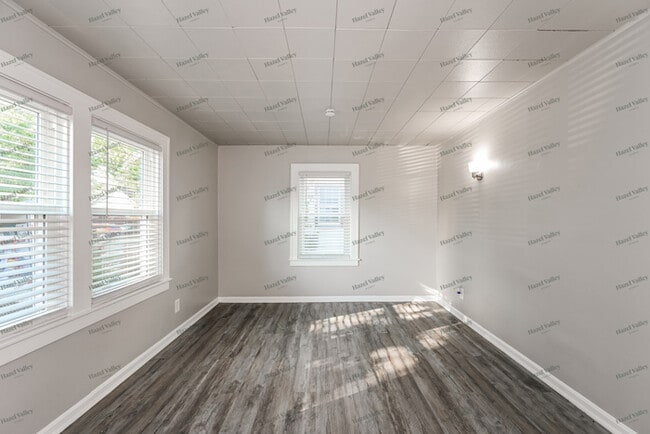 Building Photo - 4400 Berwick St