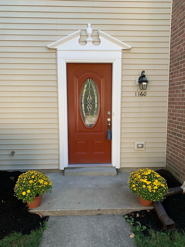 1160 Ashford Ln, Lexington, KY 40515 Townhome Rentals in Lexington KY