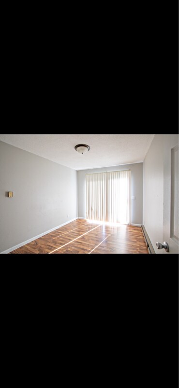 Building Photo - 293-299 Northwood Dr