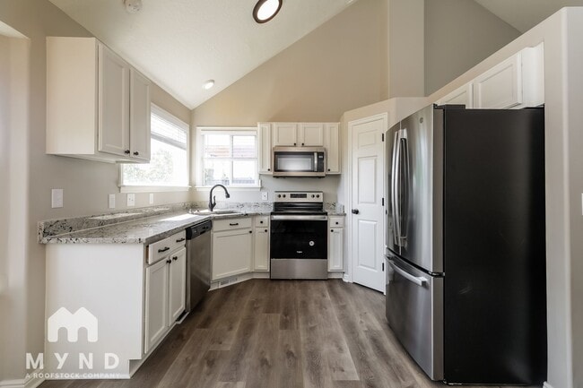 Building Photo - 599 Janelle Cove Way