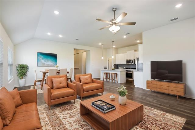Foto principal - 2405 Ridgecrest Ln