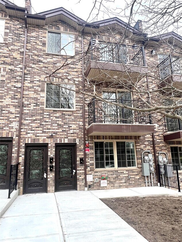 Foto principal - 45-36 171st St