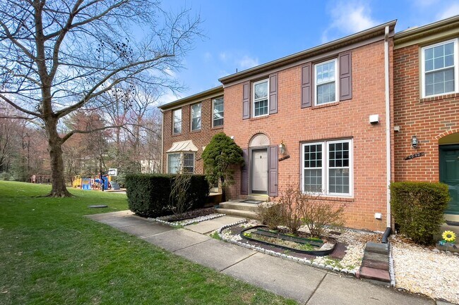 Foto del edificio - 4844 Treasure Ct