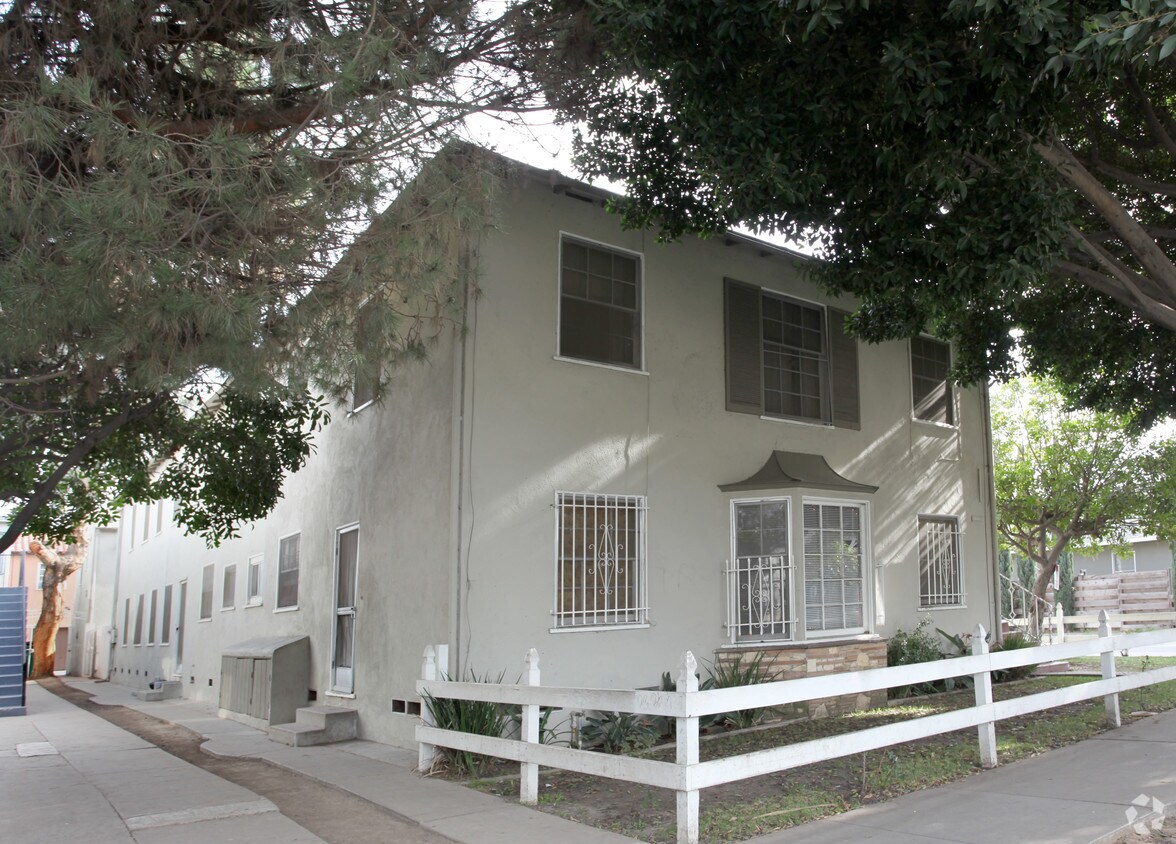 Foto del edificio - 800 Cherry Ave