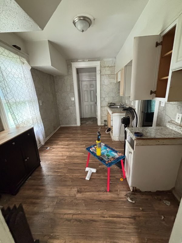 Foto del edificio - 6337 Chatham Ave