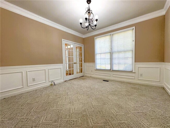 Building Photo - 4402 Fairecroft Terrace