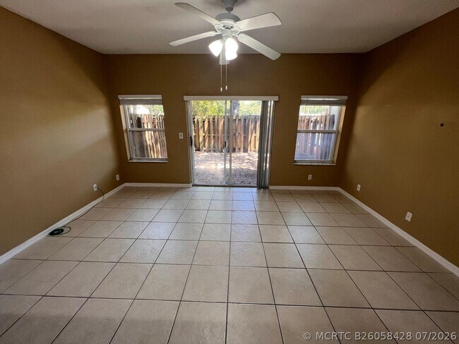Building Photo - 3361 NW 29th Ct