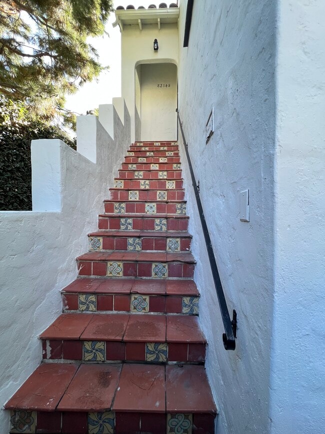 Stairs - 8214 Norton Ave