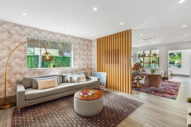 Foto del edificio - 444 SW 18th Rd