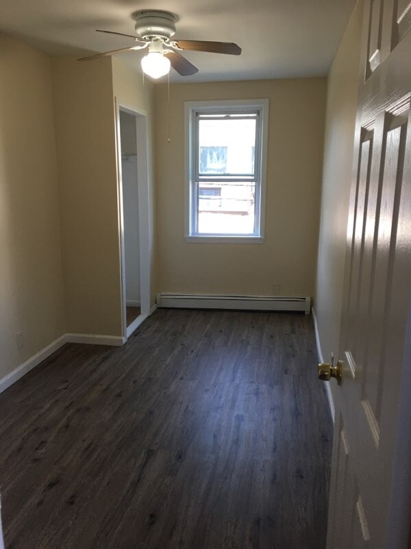 Building Photo - 96-18-96101 101st Ave