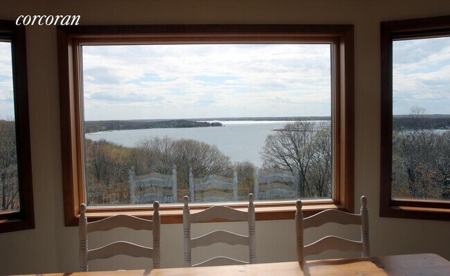 Foto del edificio - 1 Bayview Ave