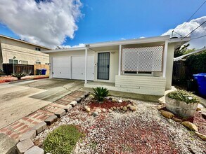 Building Photo - 6131-6133 Horton Dr