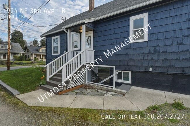 Building Photo - 924 NE 3rd Ave