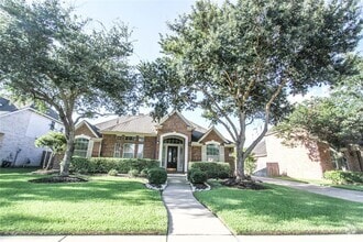 Building Photo - 6006 Briar Hill Ct