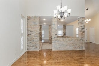 Building Photo - 715 Trademark Pl