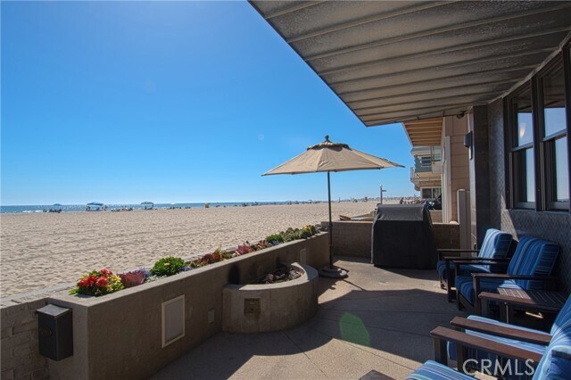 Foto del edificio - 3204 W Oceanfront