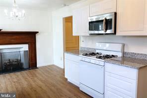 Foto del edificio - 5 Pheasant Ln