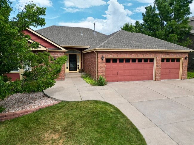 Gorgeous ranch home in Castle Pines! - Gorgeous ranch home in Castle Pines!