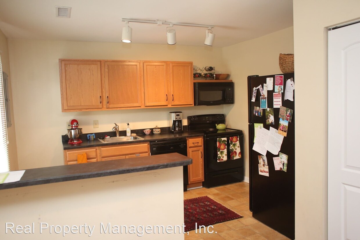 Foto principal - 3 br, 2 bath House - 1506 Villa Ter Apt #F