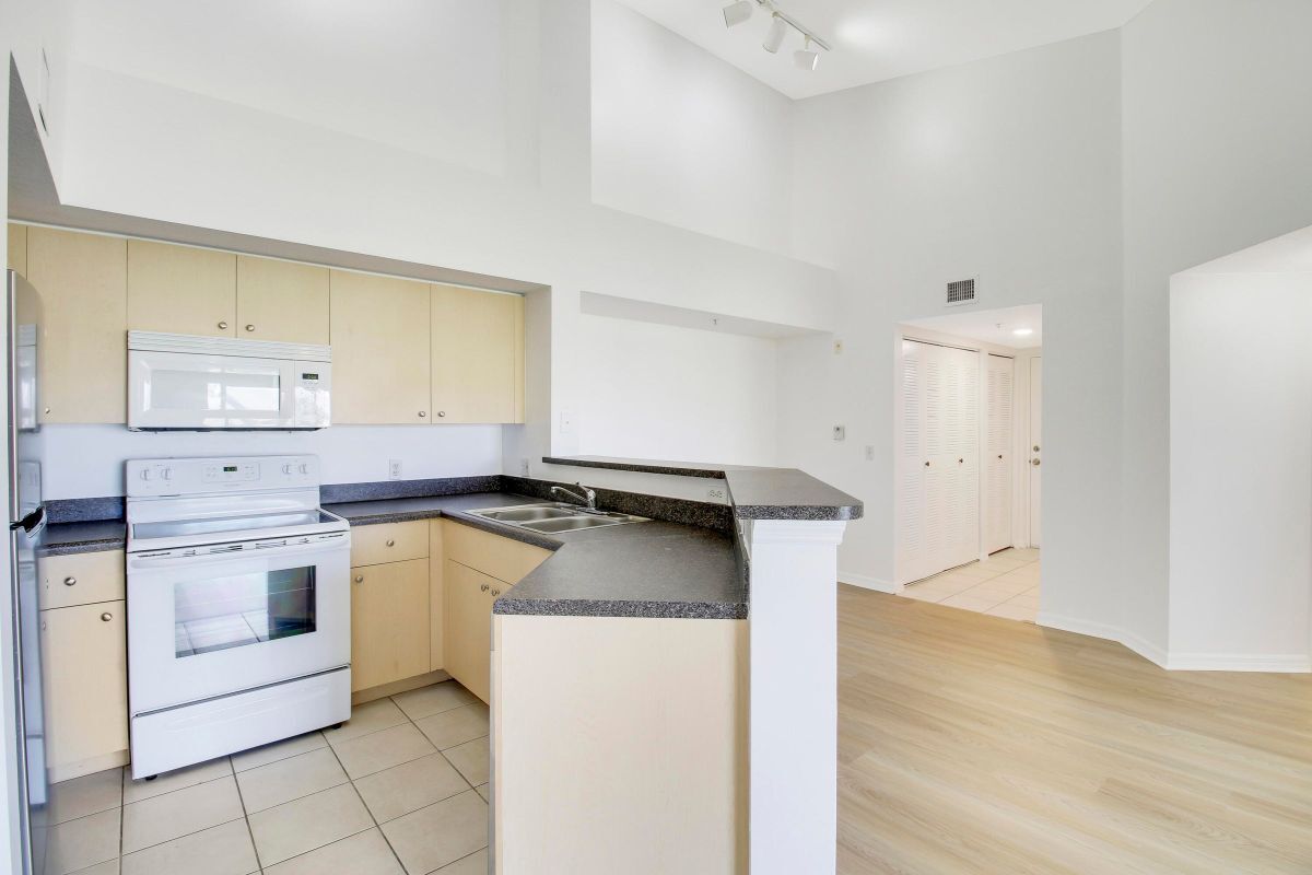 Foto principal - 4151 San Marino Blvd