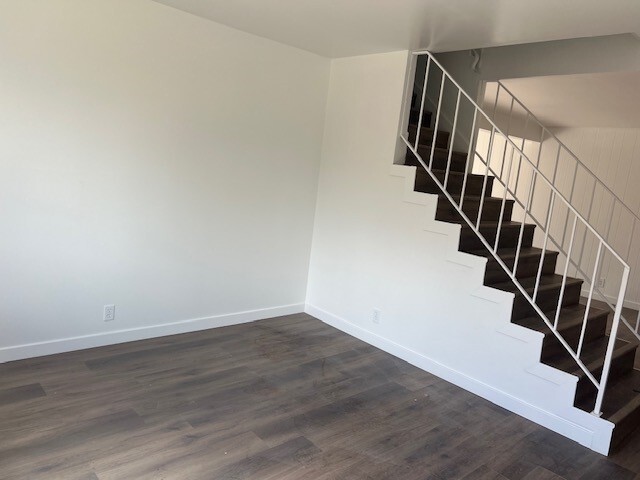 Building Photo - 7426 Launa Dr
