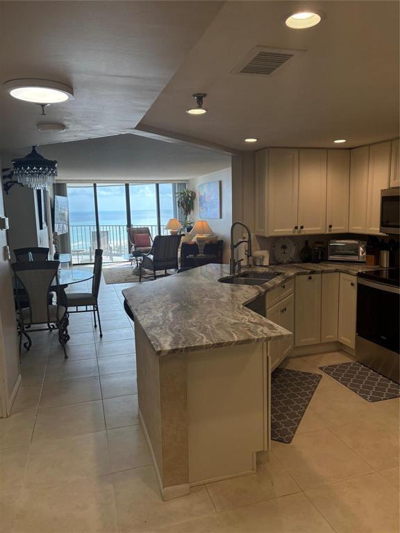 Foto del edificio - 9650 S Ocean Dr