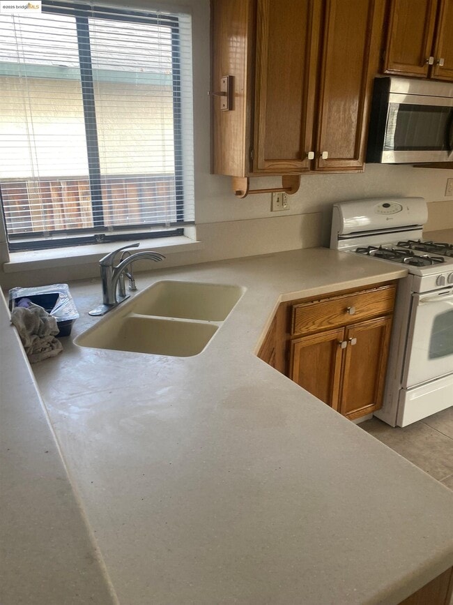 Foto del edificio - 720 Timberline Terrace