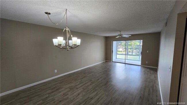 Foto del edificio - 2950 SE Ocean Blvd