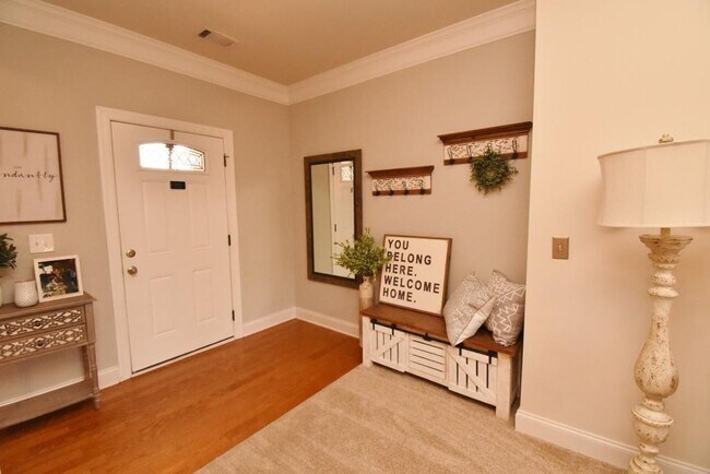 Foto del edificio - 5691 Apple Grove Rd NE