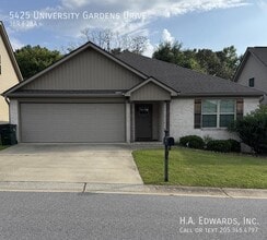 Building Photo - 5425 University Gardens Dr