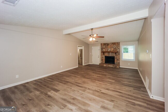 Foto del edificio - 4741 Cedar Lake Dr SE