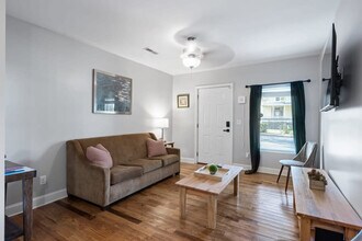 Building Photo - 2515 Bailey Ave