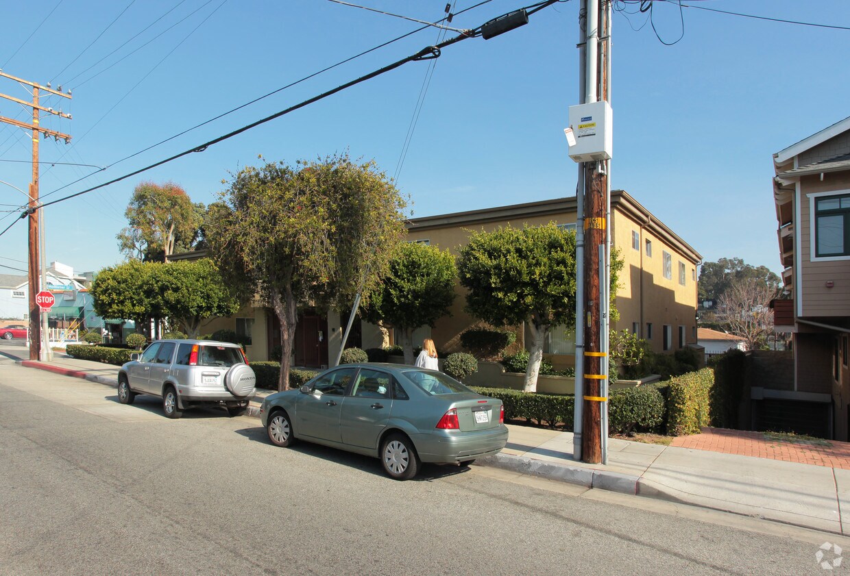 Foto del edificio - 2407 4th St