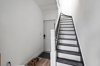 Building Photo - 45 66th St