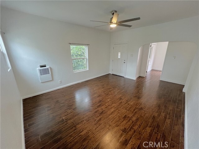 Building Photo - 3507 Edgehill Dr